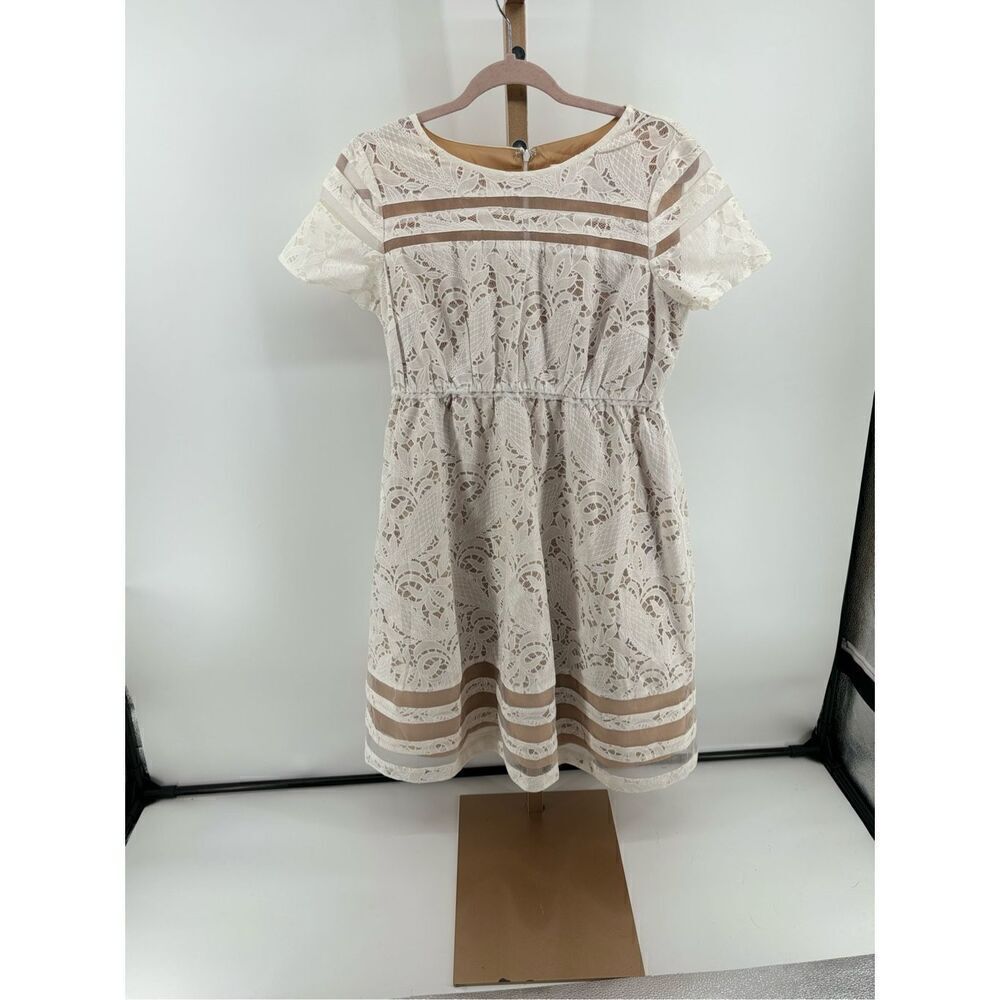 Motherhood Maternity Lace Dress Small White Pleated Short Sleeve Fit Flare - Picture 8 of 13